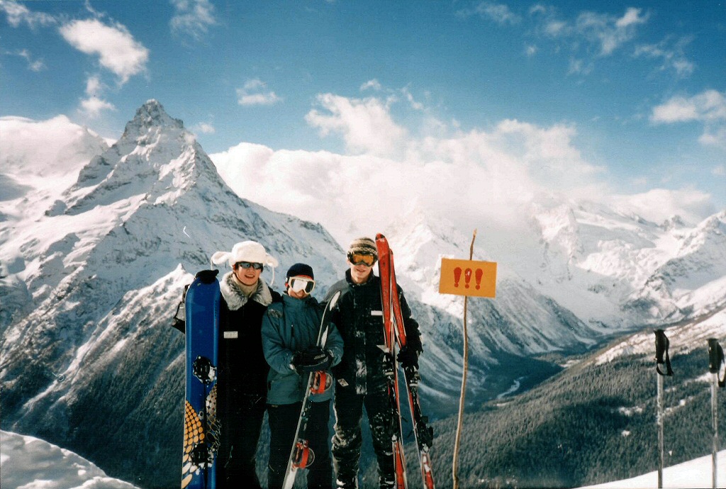Dombay_group.jpg